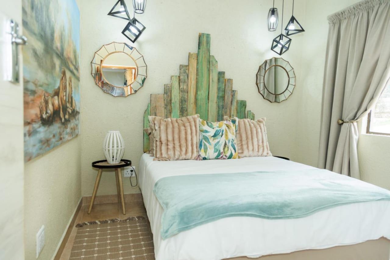 Pumbaa Wildlife Park & Accommodation Mbombela Esterno foto